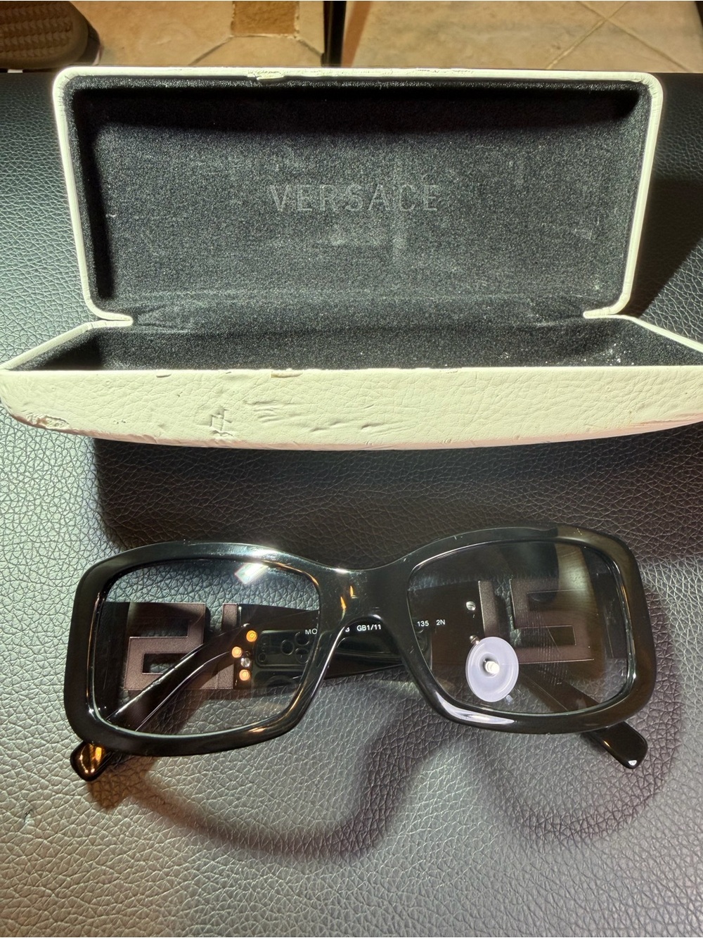 Versace Sunglasses Women Case 4111-B GB1/11 56-17 135 2N Italy Excellent Conditi